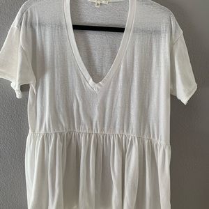 Babydoll style v-neck tee